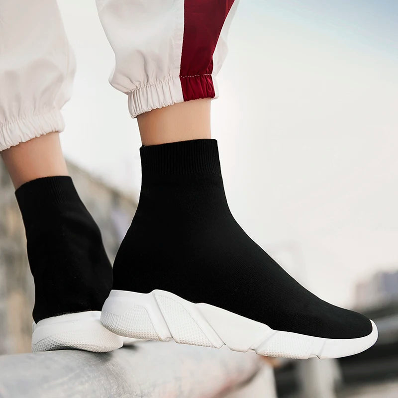 2023 Spring Sneakers For Men Black Slip-On Non leather Casual Shoes High Top Laceless Footwear Light Sock Shoes Fashion Unisex