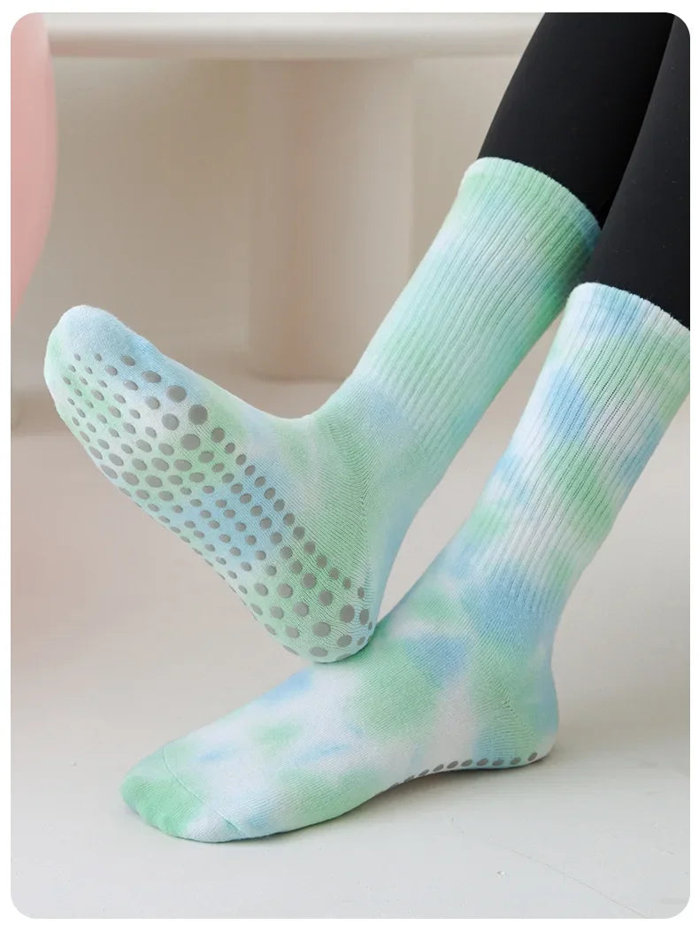 Fashion Trendy Tie Dye Mid Tube Yoga Socks Women Professional Pilate Breathable Non-slip Socks Trampoline Fitness Sports Socks