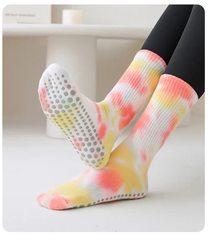 Fashion Trendy Tie Dye Mid Tube Yoga Socks Women Professional Pilate Breathable Non-slip Socks Trampoline Fitness Sports Socks