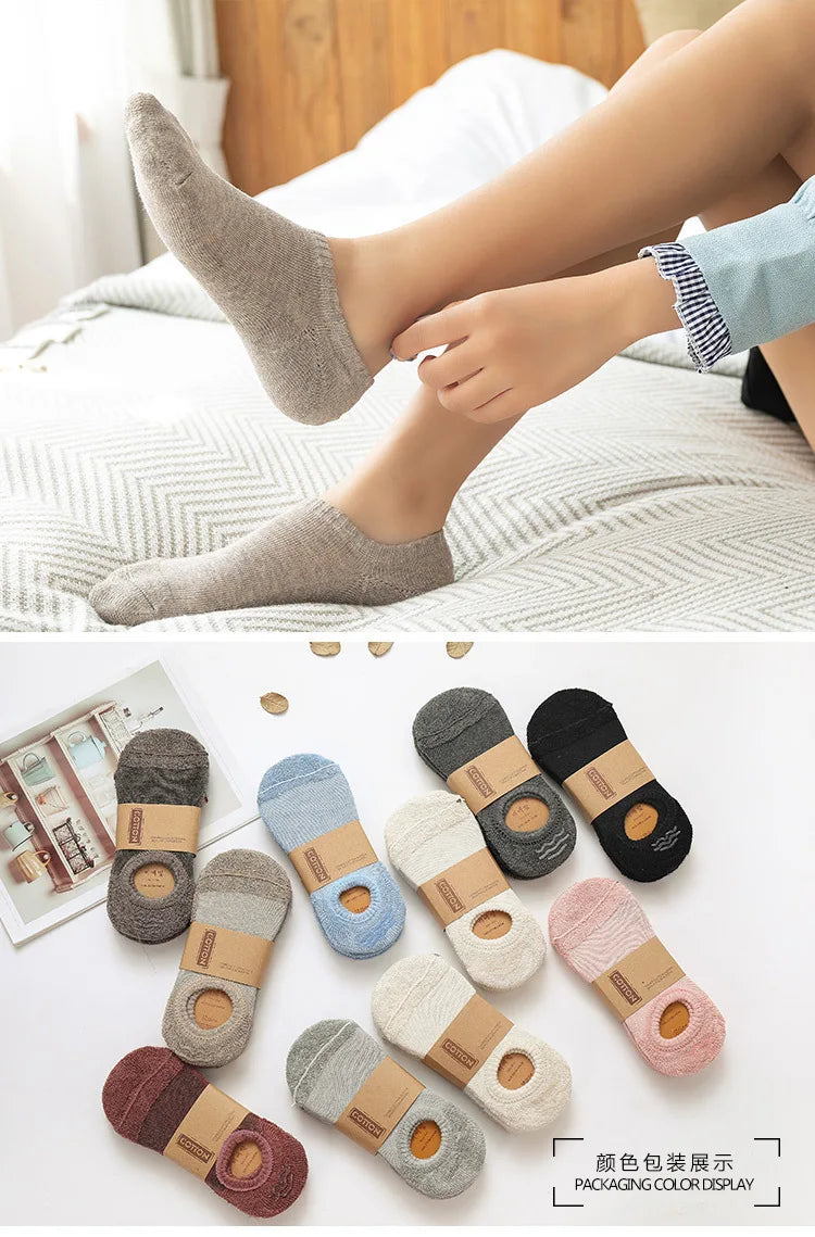 Autumn Winter Casual Boat Socks Women'S Solid Color Thick Invisible Low Cut Socks for Women Silicone Non-Slip Warm Cotton Socks