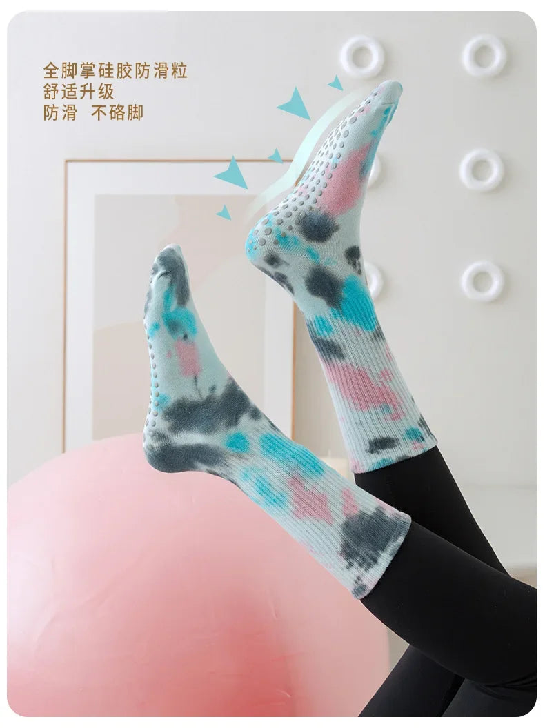 Fashion Trendy Tie Dye Mid Tube Yoga Socks Women Professional Pilate Breathable Non-slip Socks Trampoline Fitness Sports Socks