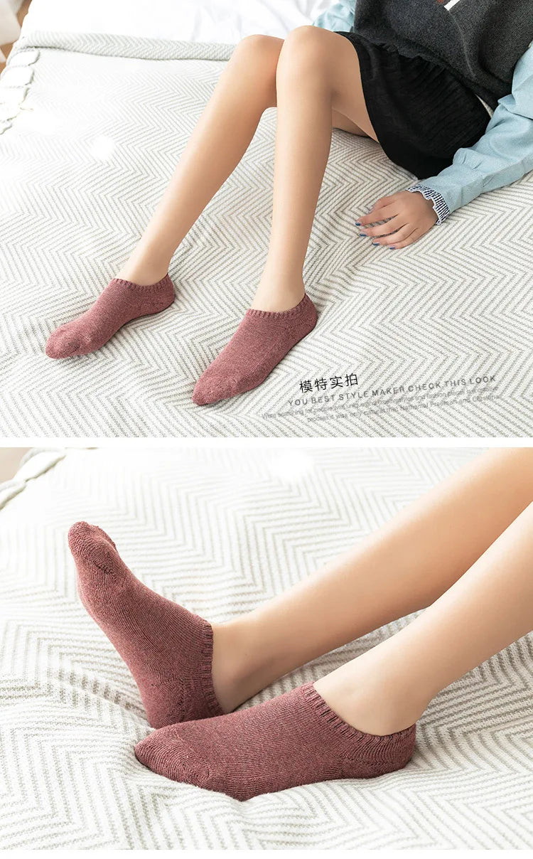 Autumn Winter Casual Boat Socks Women'S Solid Color Thick Invisible Low Cut Socks for Women Silicone Non-Slip Warm Cotton Socks